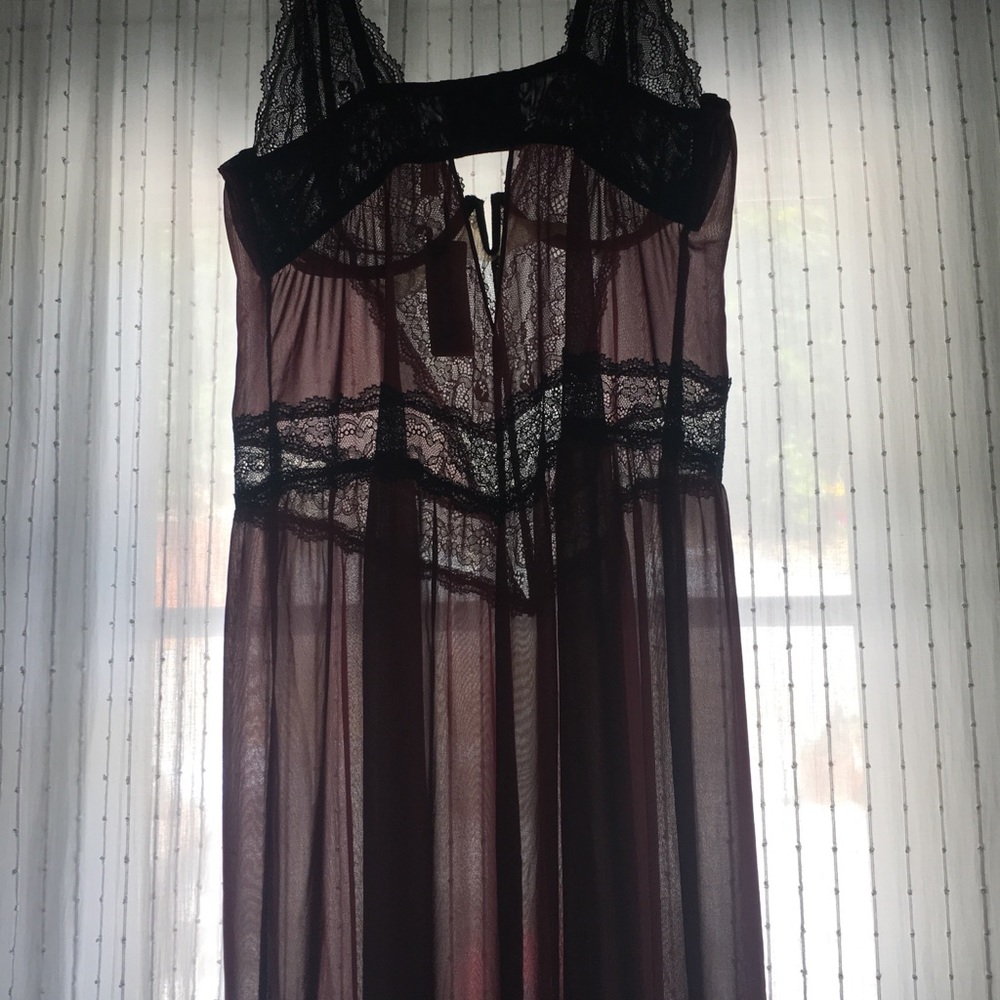 Sophie Theallet for Cacique. Very beautiful with elegant lace inserts.